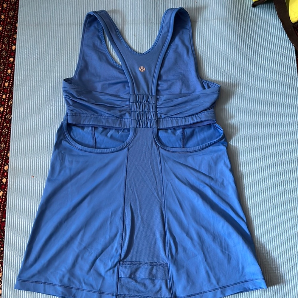 Lululemon Turbo tank top size 06